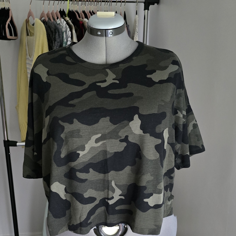 Camouflage Women's  Crop Top